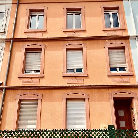 Rs-0 - Appartement F2 Au Rdc A Mulhouse Pour 1-3 Pers Extérieur photo
