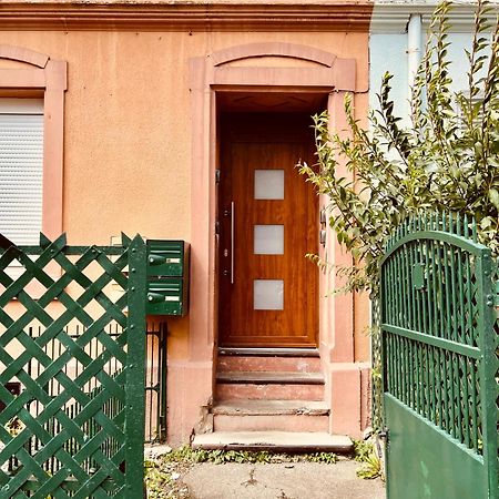 Rs-0 - Appartement F2 Au Rdc A Mulhouse Pour 1-3 Pers Extérieur photo