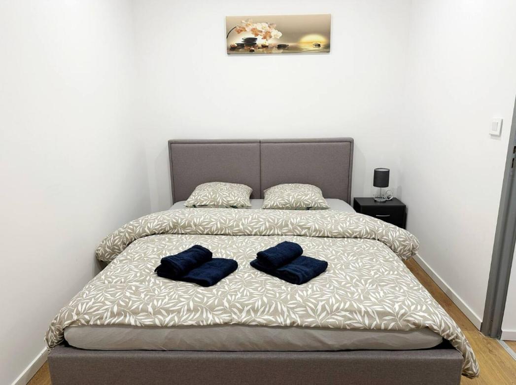 Rs-0 - Appartement F2 Au Rdc A Mulhouse Pour 1-3 Pers Extérieur photo