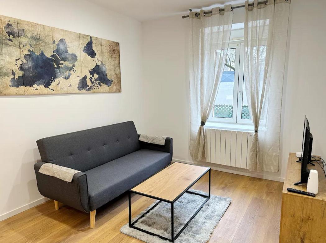 Rs-0 - Appartement F2 Au Rdc A Mulhouse Pour 1-3 Pers Extérieur photo